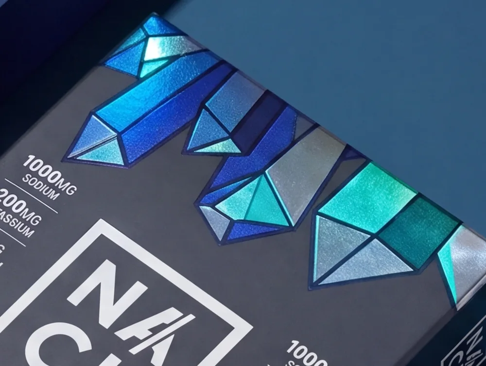 Foil-stamped crystals on the carton
